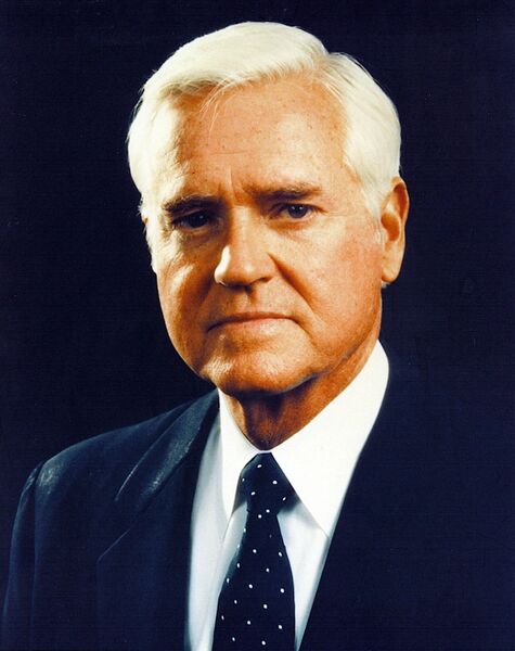 File:Ernest F. Hollings.jpg