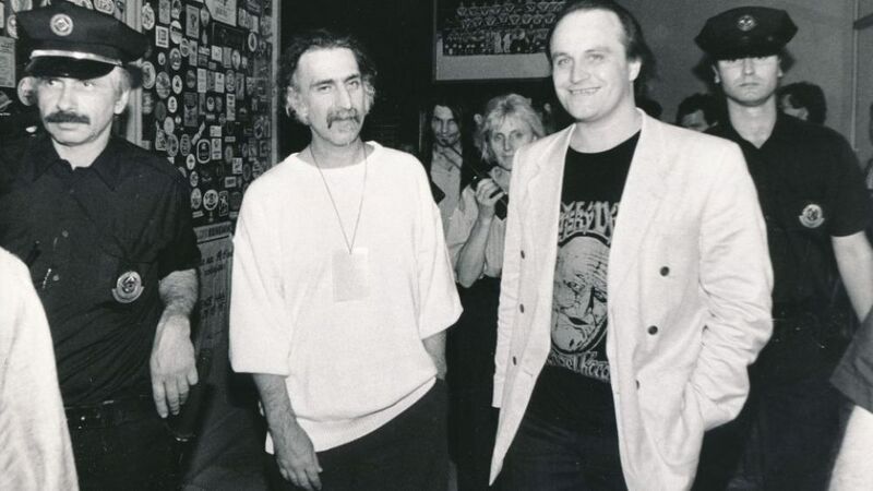 File:Frank Zappa and Michael Kocáb.jpg