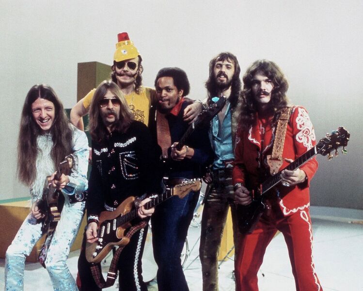 File:The Doobie Brothers.jpg