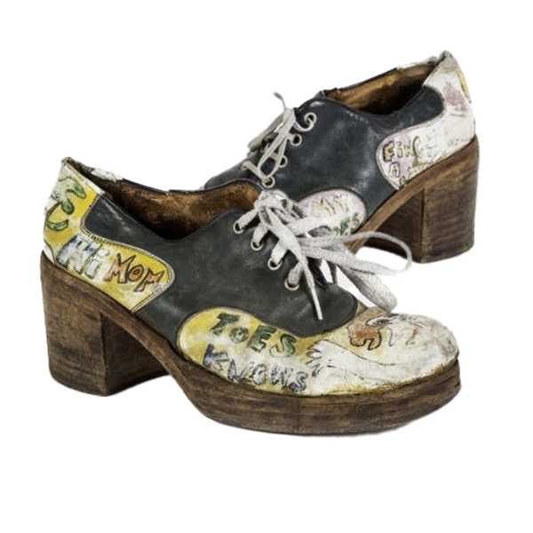 File:Carl Franzoni shoes.png