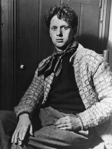 File:Dylan Thomas.jpg